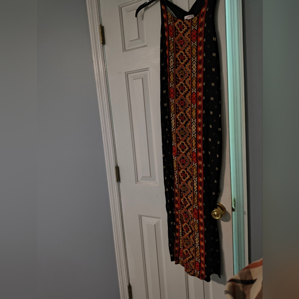 Xhilaration Orange and Black Tribal Print Top